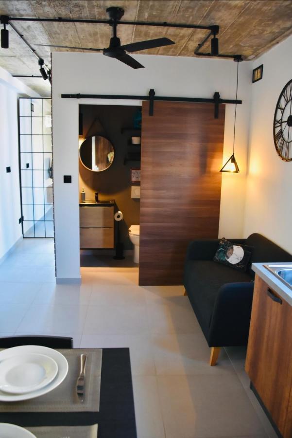 モスタChic Penthouse Industrial-Styleアパートメント エクステリア 写真